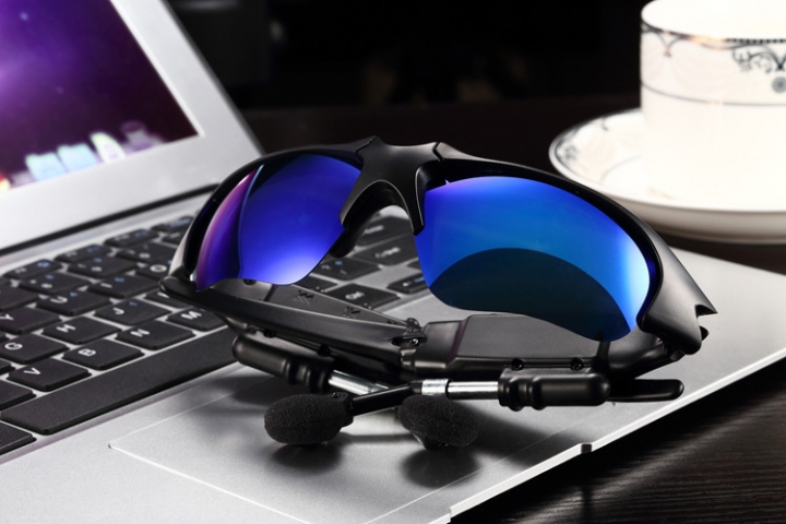 4.1 Bluetooth Stereo music Headset Phone earphone Bluetooth Sunglasses To Vehicle Smart Glasses