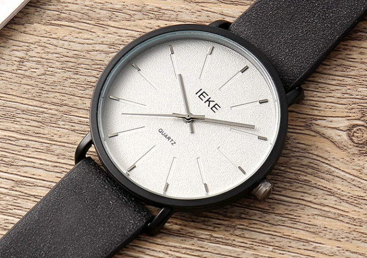 ADRA Simple Men&apos;s Watch Personality Fashion Belt Watch Waterproof Student Watch Quartz Watch