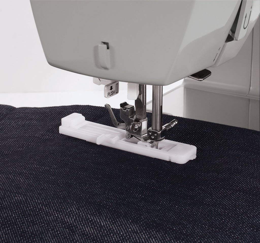 SINGER | Heavy Duty 4423 Sewing Machine with 23 Built-In Stitches -12 Decorative Stitches