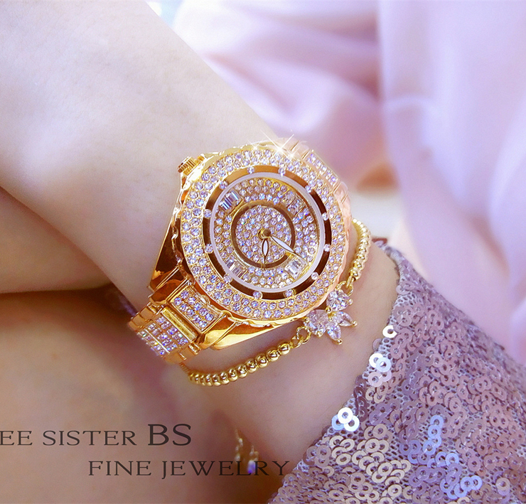 New hot sale Women Watche High-end linked list Square diamond rhinestone full drill WomenWatche  Women Watches Ladies Classic Luxury Quartz Watch High grade linked list  WomenWatches