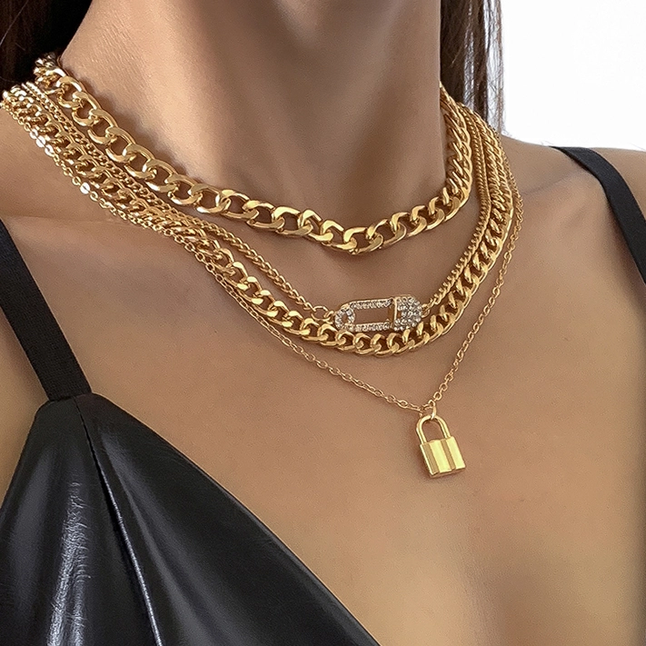 4 Layers 2023 new arrival Pendant Necklaces Punk Hip Hop Chain Choker For Women Snake Bone Necklace Unisex Beach Jewelry