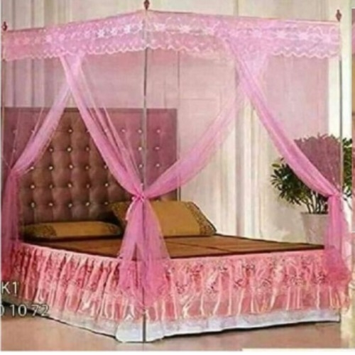 Mosquito net with straight metallic stands -