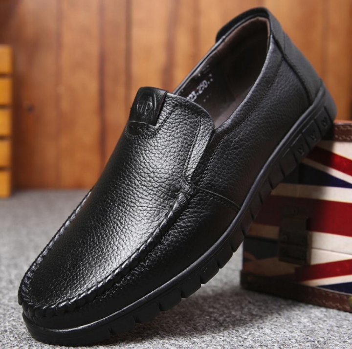 Newly Men&apos;s Genuine Leather Shoes Head Leather Soft Cutout Father Leather Office Official Shoes