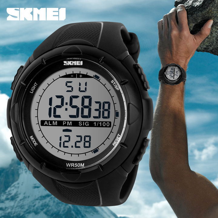 SKMEI Men Climbing Sports Digital Wristwatches Military Watches Shock Resistant Waterproof Watch