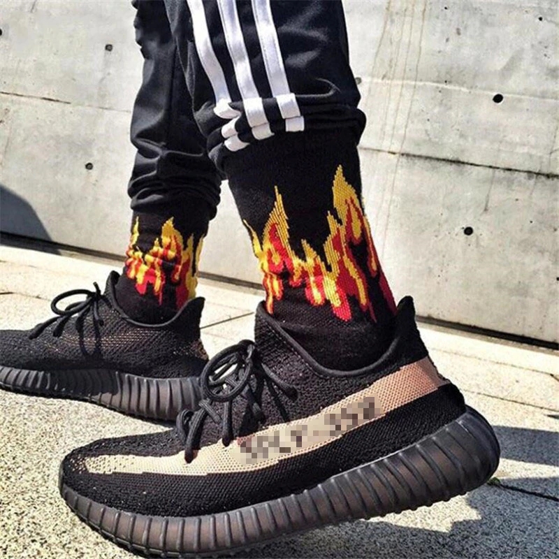 1 Pair Men Fashion Flame Pattern Hip Hop Funny Socks Harajuku Socks Street Skateboard Cotton Socks
