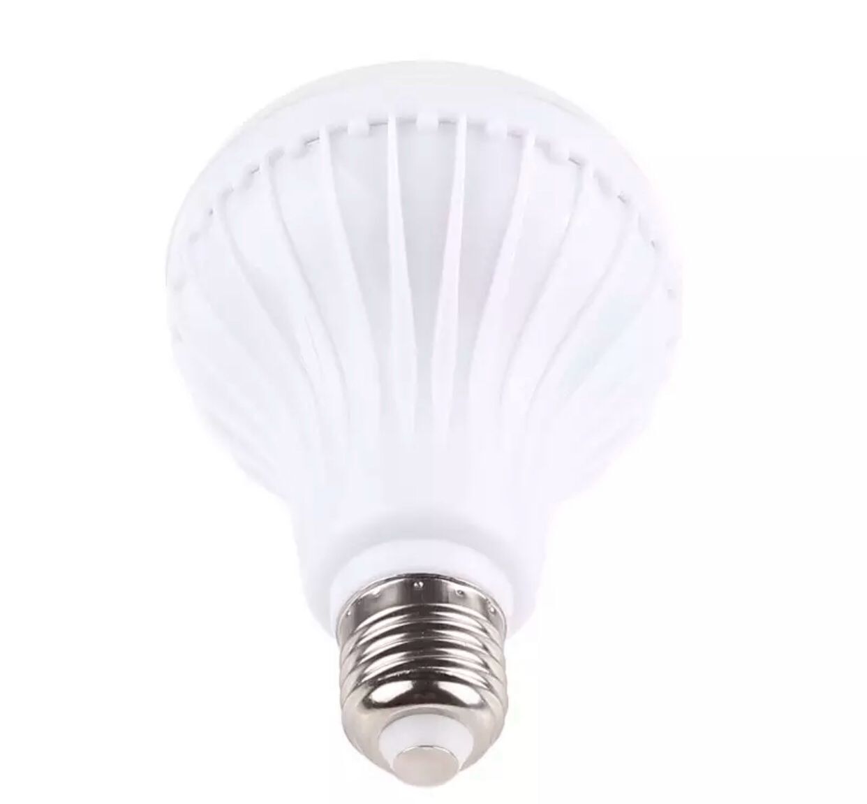 M&amp;J Wireless Bluetooth Speaker Bulb LED Lamp Smart Light Music Player Audio Remote Control Subwoofer