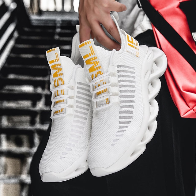 New Lightweight Blade Running Shoes Shockproof Plus Size Sneakers Sports Gym Shoes Men Sales