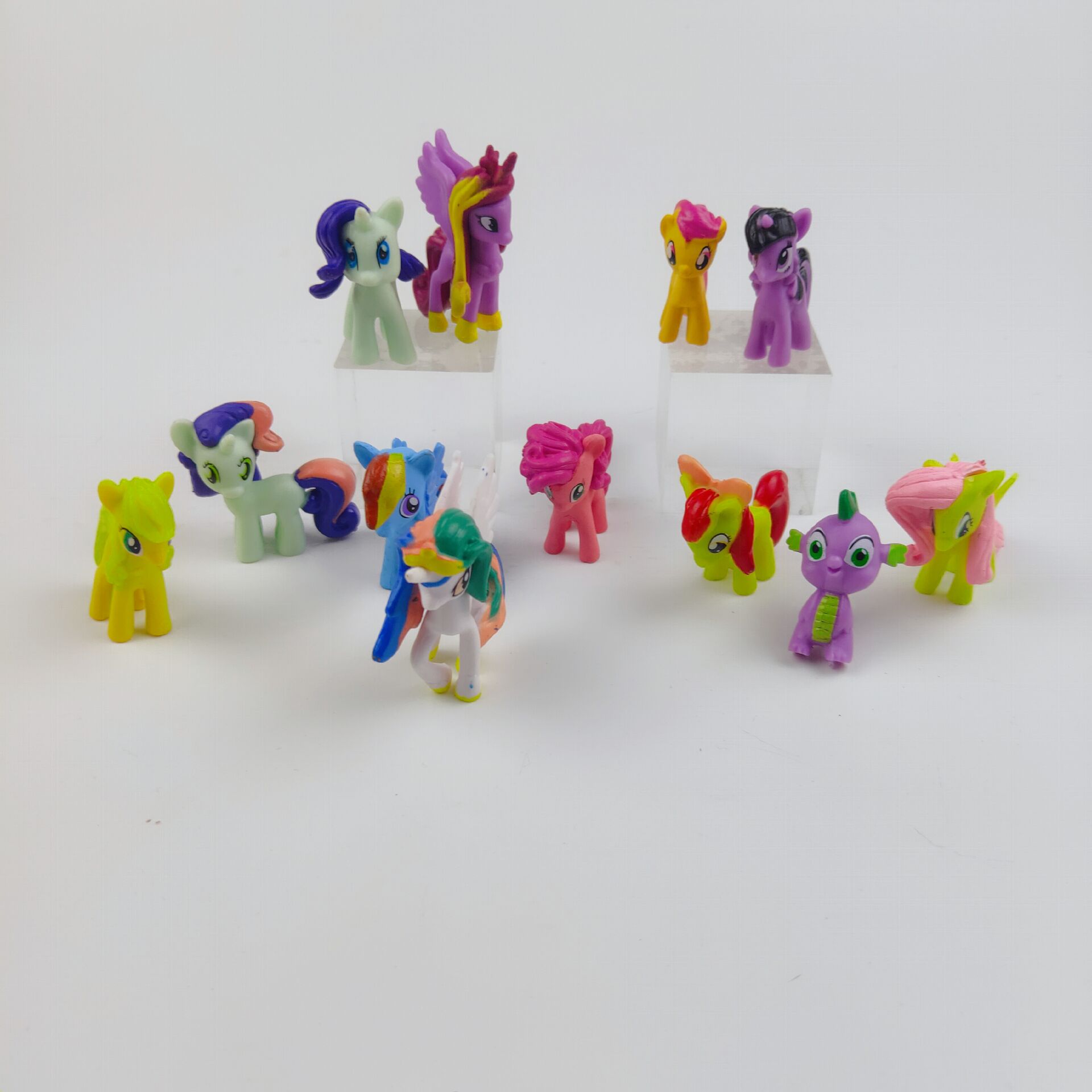 12pcs Cute Little Horse Toys Pony Action Figures Horse Model For Children Toys Gift Cake Decoration