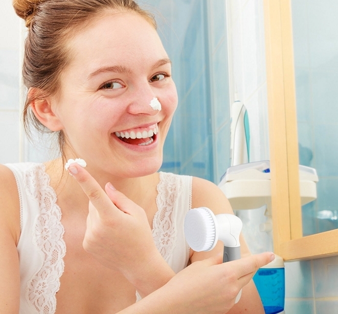 4 In 1 Face Cleaner Face Brush Waterproof Electric Face Cleaner Facial Cleaning makeup face drush