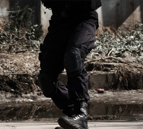 Men&apos;s Outdoor Sports Trekking Pants Tactical Military Sweatpants Fighting Multi-pocket Pants