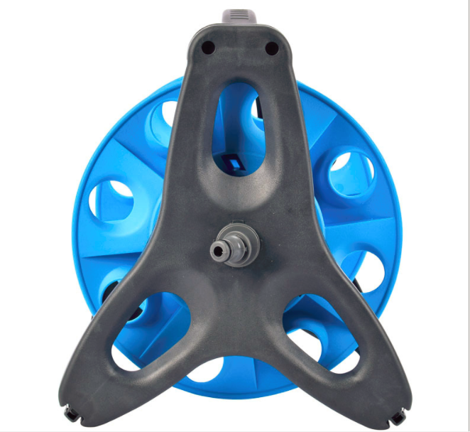 Car wash tools, water pipes, water mains, water mains and reels.