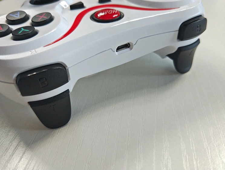 Mobile phone Bluetooth wireless game controller Mobile game gamepad Support iOS/Android handle