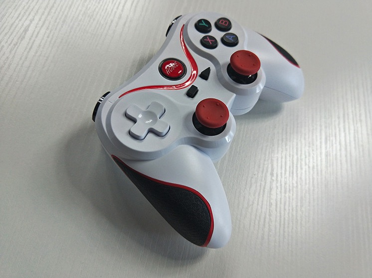 Mobile phone Bluetooth wireless game controller Mobile game gamepad Support iOS/Android handle