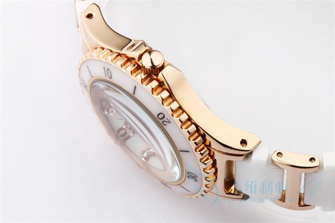 2025 Watch fashion Women watches black golden Watches Lady ladies fashion watches stainless Ceramics Jewellery watch Casual Jewelry watch for female watch electronic brithday ladies exquisite freesize