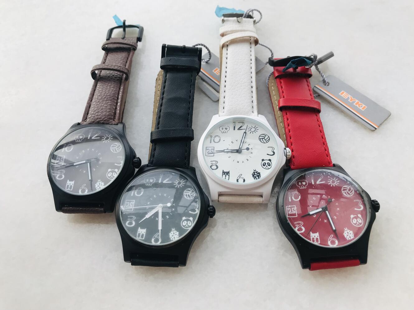 2025 Women Watch smart ladies Fashion Casual Unisex Wristwatch Men Sport Quartz Watches Waterproof Big Dial Noctilucent Leather curren Couples lady for female