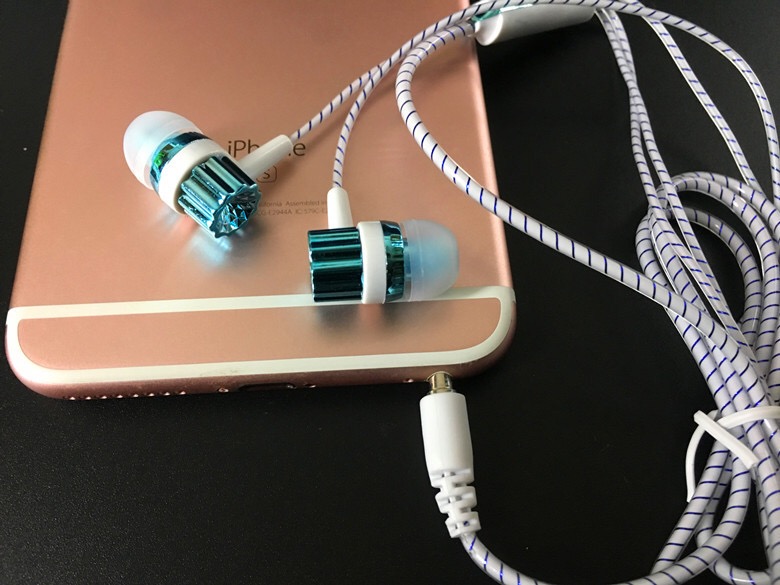Universal Wired In-Ear Heavy Bass Earbuds Earphones Earbuds for All Models Phones