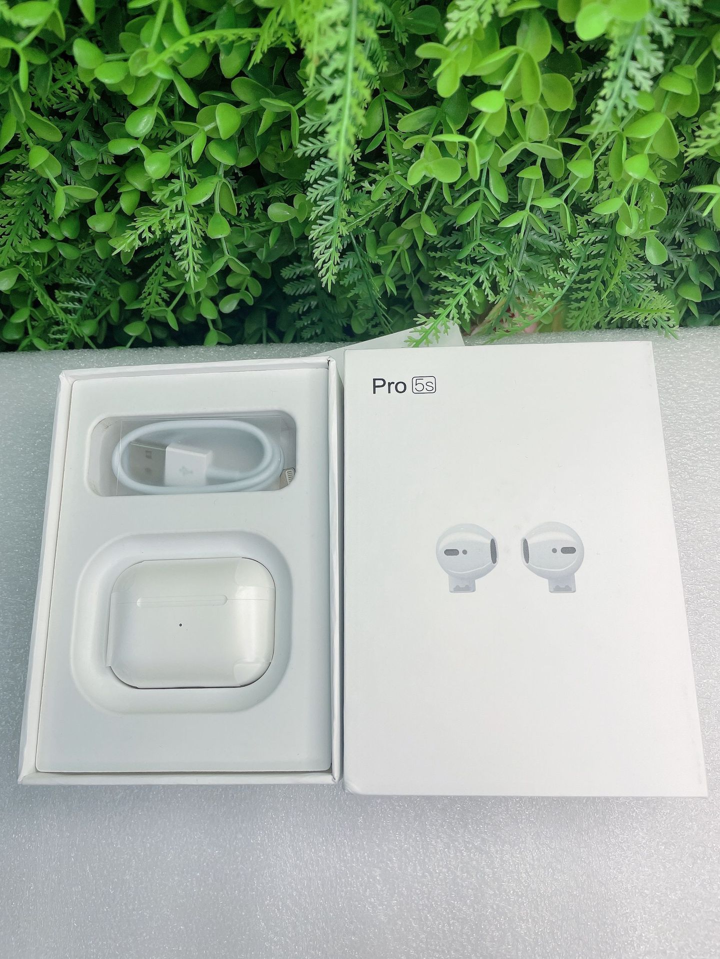 The fifth generation finger print true wirless bluetooth tws earphones noise cancelling earbuds top tier super bass  inpods for android ios smart phones
