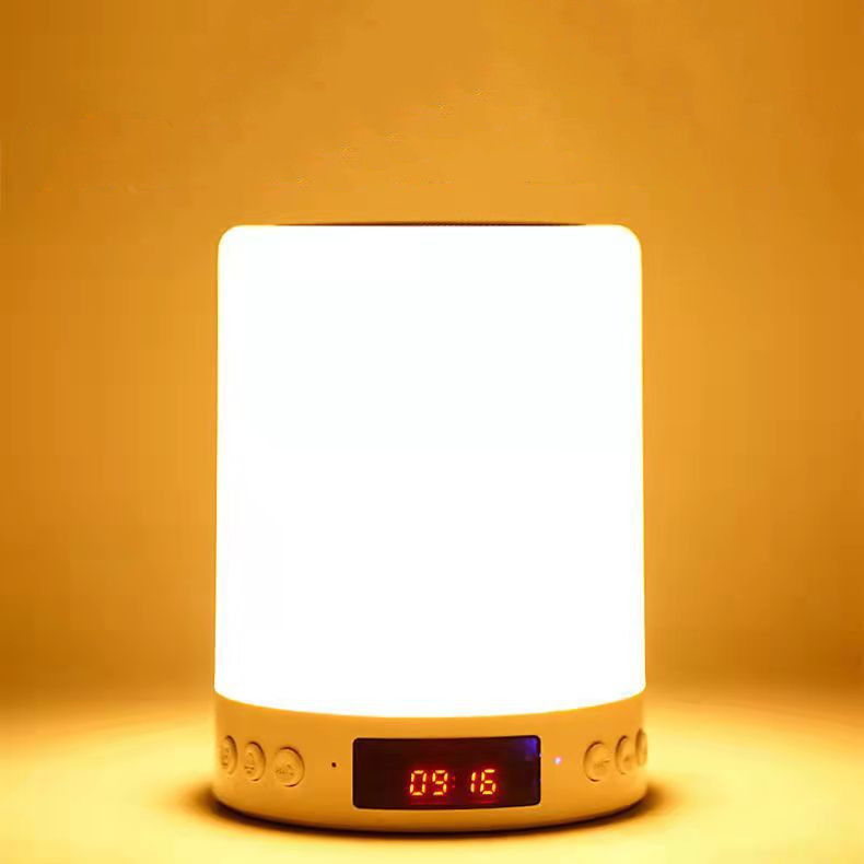 Portable intelligent AI wireless Bluetooth speaker clapping light lamp heavy bass tf card seven color music  audio speaker