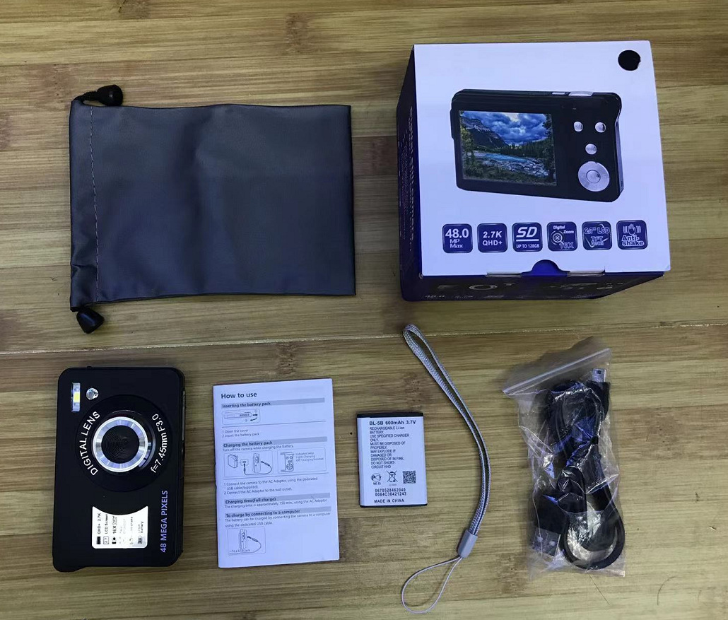 2.7 Inches LCD HD Digital Digital Camera Mini Video Camera 48MP Optical Digital Anti-Shake Camera