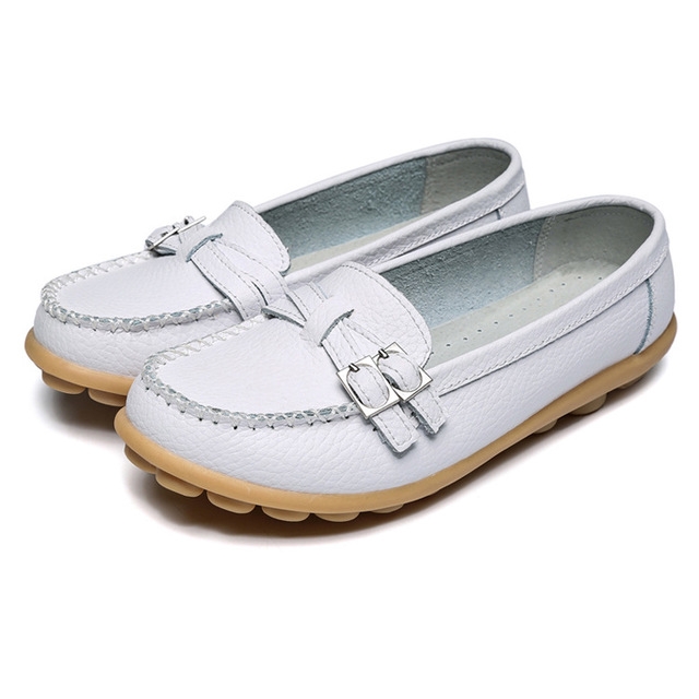 Nice Baby 1 pairs ladies&apos; cowhide loafers flat - bottomed driving shoes are skid resistant