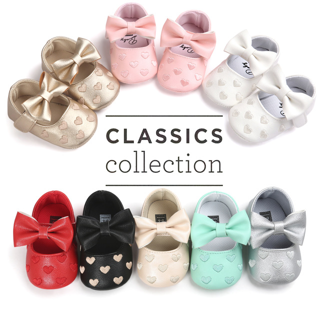 A pair of Baby shoes PU Leather Baby Girl Baby Bow Fringe Soft Soled Non-slip Footwear Crib Shoes