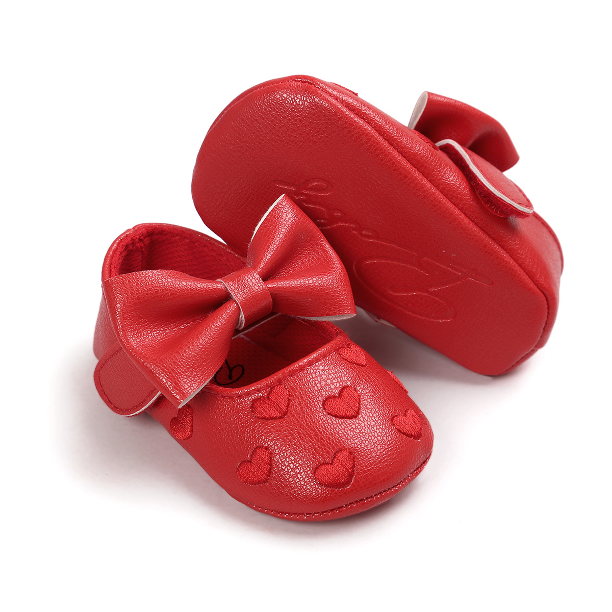 A pair of Baby shoes PU Leather Baby Girl Baby Bow Fringe Soft Soled Non-slip Footwear Crib Shoes
