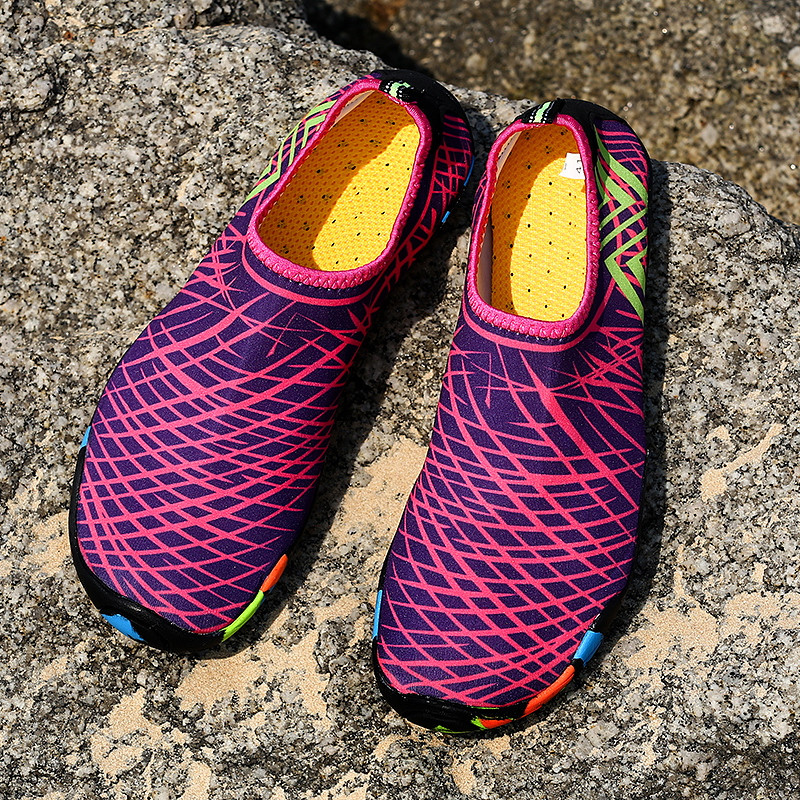 Unisex Sneakers Swimming Shoes Quick-Drying Aqua Shoes and children Water Shoes Beach shoes