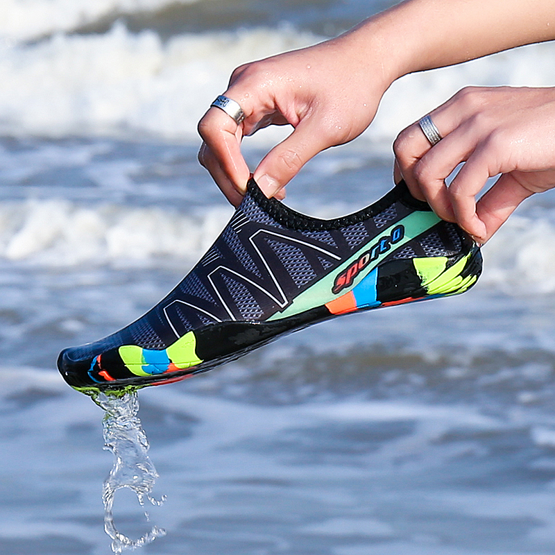 Unisex Sneakers Swimming Shoes Quick-Drying Aqua Shoes and children Water Shoes Beach shoes