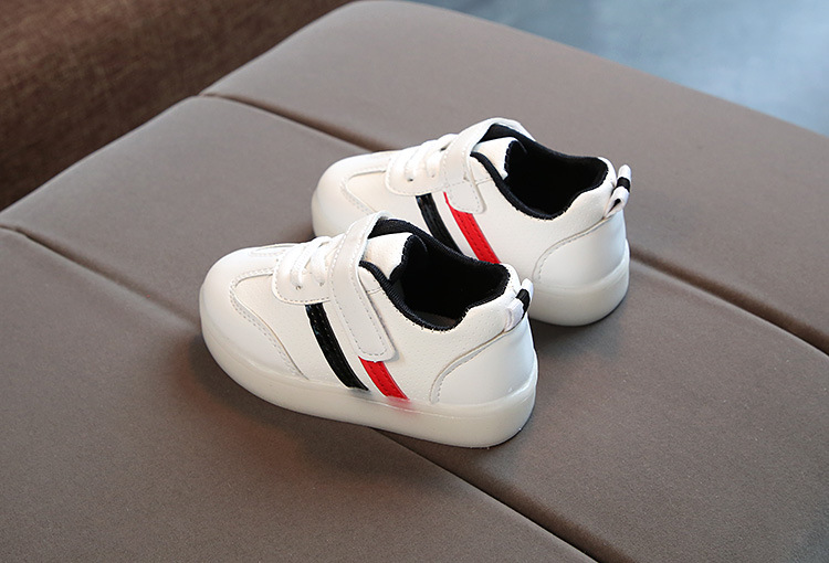 Spring Baby boy fashion light board shoes casual shoes girl kids LED flash sneakers