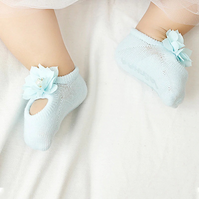 3 Pairs/set Newborn Baby Socks Lace Flower Bowknot Baby Girl Socks Soft Cotton Rubber Sole Anti Slip Pure cotton with lovely shape for spring and autumn thin models