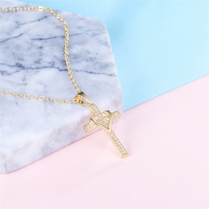 Classical love cross pendants necklaces 18K gold  for women ladies jewellery gift chains and pendant