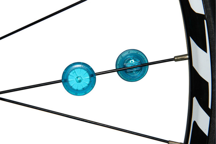 2PCS Bicycles spoke lights mountain bikes lamp led lights wheel decorative lights bikers accessories