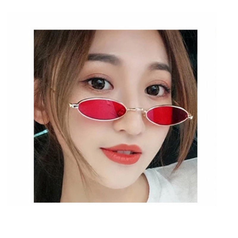 2018 New Vintage Trendy Small Oval Frame Sunglasses Women&apos;s Retro Fashion Shades  dress up Glasses