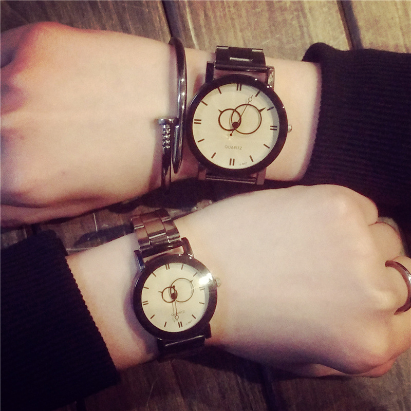 Pair of  Quartz Steel Belt Couple Watches men and women New Korean Trend Student lover Watched