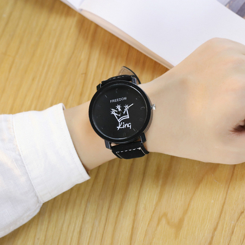 2Pcs/set Watches fashion couple men and women queen king leather quartz wrist watche watchs ladies