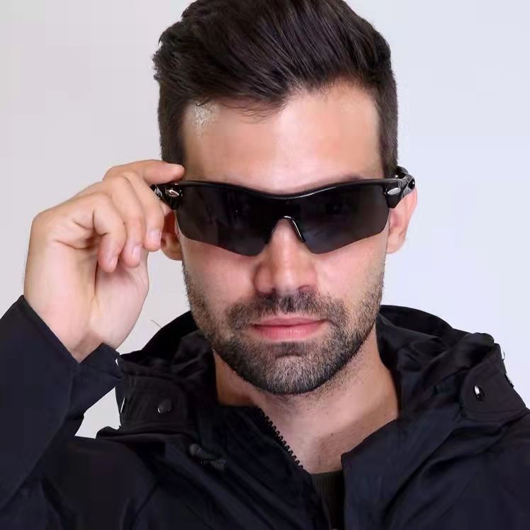 2 Pcs/set of day and night sunglasses for men and women high-definition night vision goggles special anti-sunlight high beam light for driving