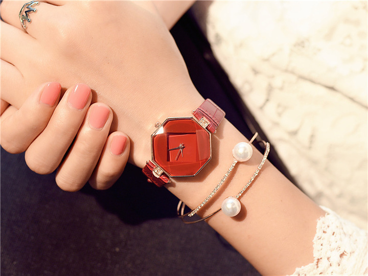 Women Watches Gem Cut Geometry Crystal Leather Quartz Wristwatch Fashion Dress Watch Ladies