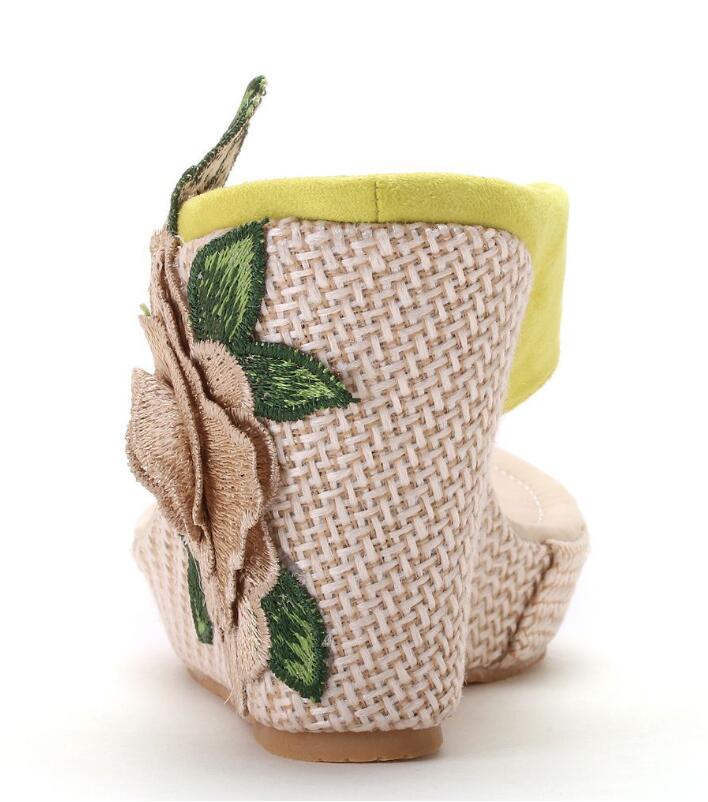 2020 Women Platform Wedge Sandals Herringbone Flip-Flop Slippers White Flower Embroidered Slippers