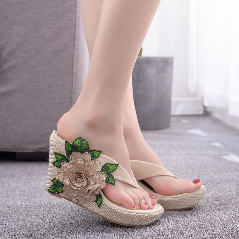 2020 Women Platform Wedge Sandals Herringbone Flip-Flop Slippers White Flower Embroidered Slippers