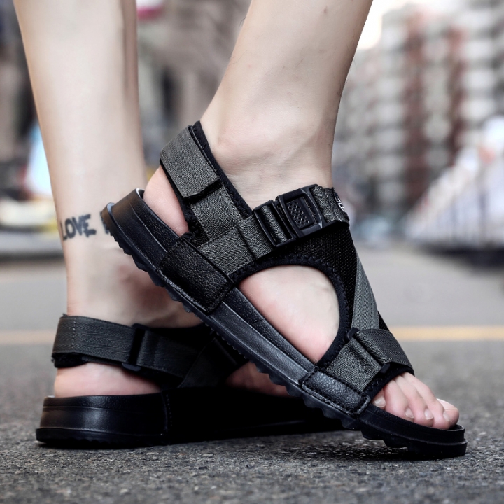High Quality Men Women Sport Beach Sandals Couple Summer Breathable Non-slip Sport Sandals Plus Size