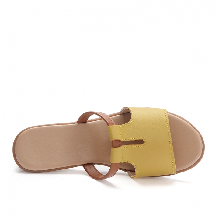 Women Leather Sandals Fashion Genuine Leather Shoes Breathable Sandals Comfortable Beach Slippers