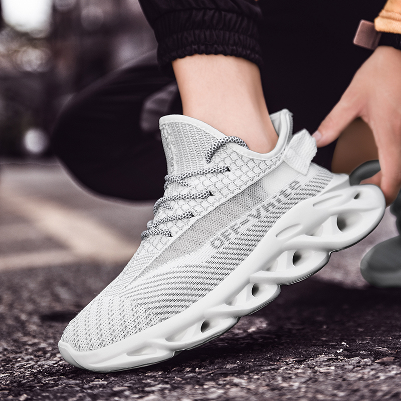 Men Breathable Mesh Yeezys Sport Shoes Women Plus Size Outdoor Comfortable Sneakers Running Shoes