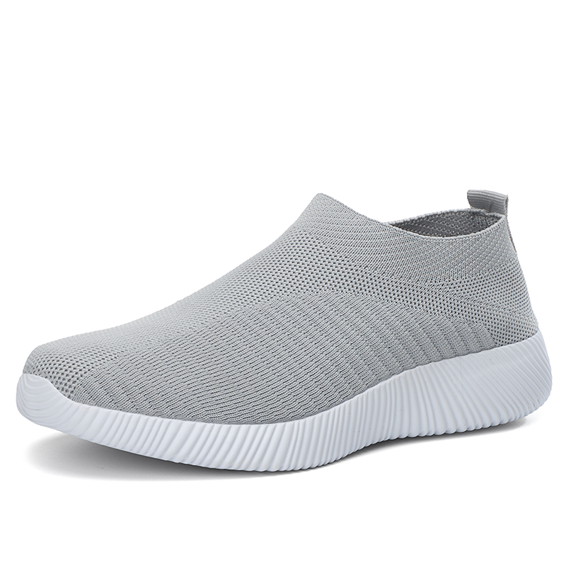 Women Breathable Mesh Sport Shoes Plus Size Casual Non-slip Running Shoes Slip-on Light Sneakers