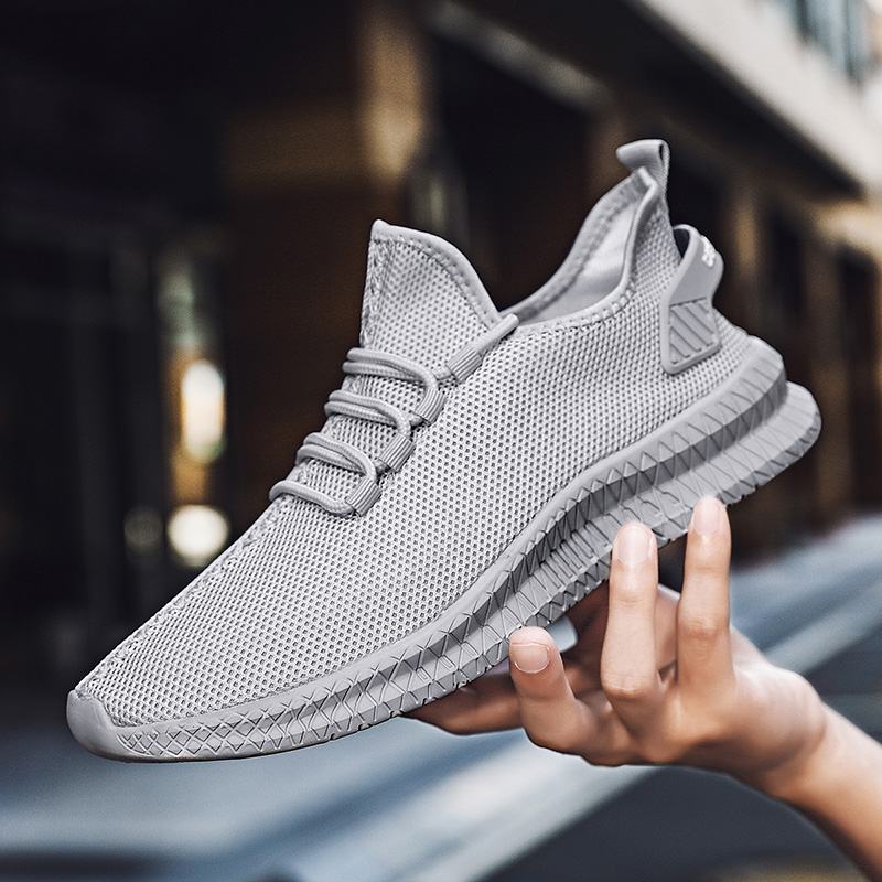 Fashion Men Breathable Mesh Running Shoes Light Soft Sport Shoes Plus Size Outdoor Casual Sneakers