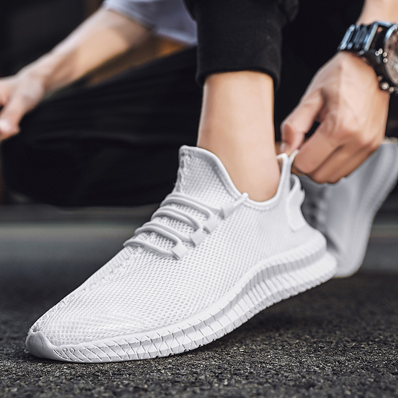 Fashion Men Breathable Mesh Running Shoes Light Soft Sport Shoes Plus Size Outdoor Casual Sneakers