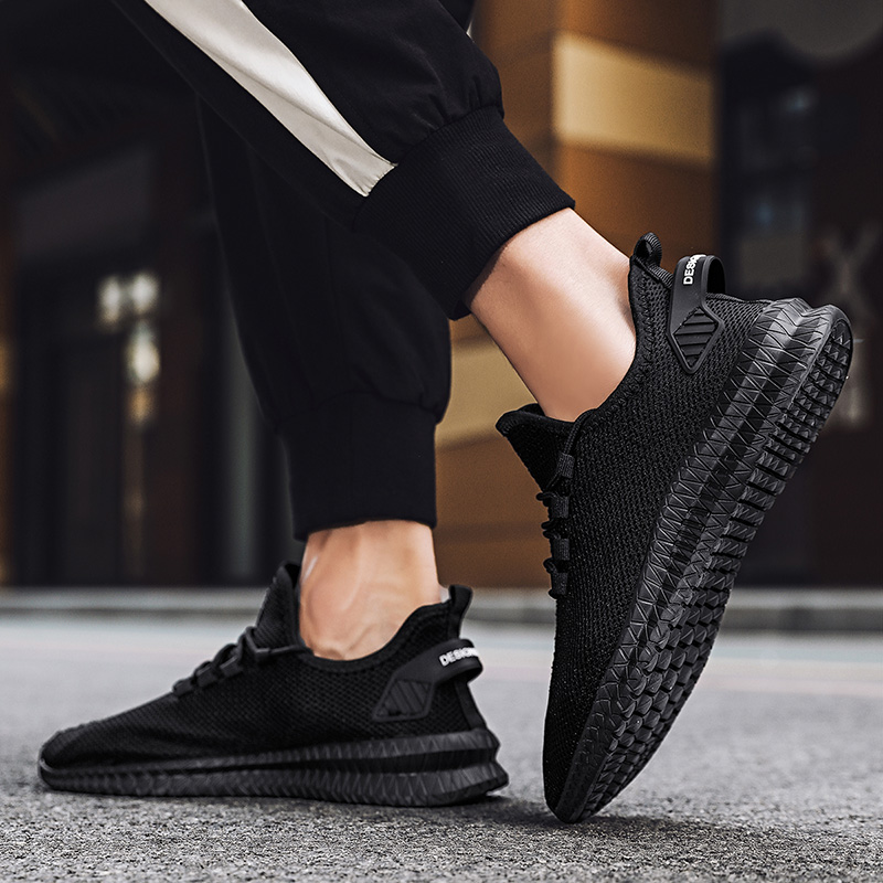 Fashion Men Breathable Mesh Running Shoes Light Soft Sport Shoes Plus Size Outdoor Casual Sneakers