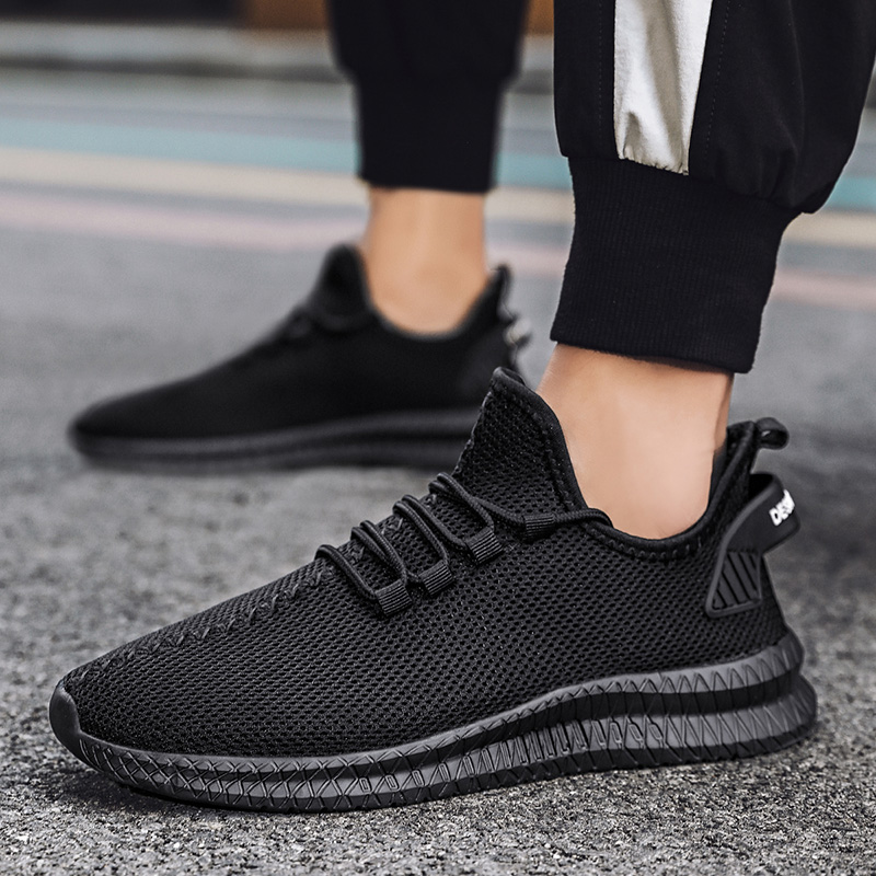 Fashion Men Breathable Mesh Running Shoes Light Soft Sport Shoes Plus Size Outdoor Casual Sneakers