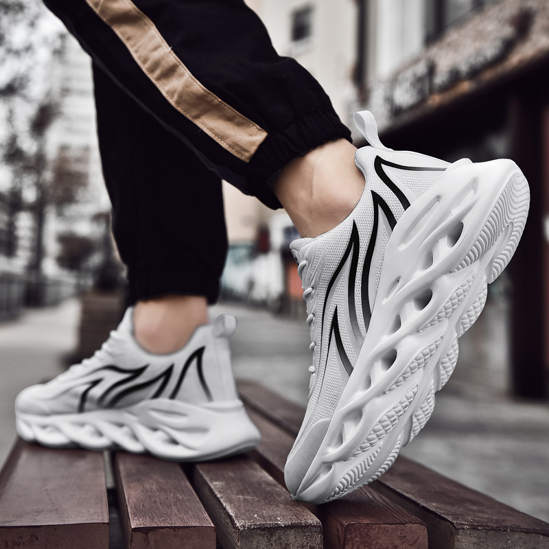 Fashion Men Casual Sport Shoes Outdoor Non-slip Running Shoes Plus Size Twist Light Sneakers