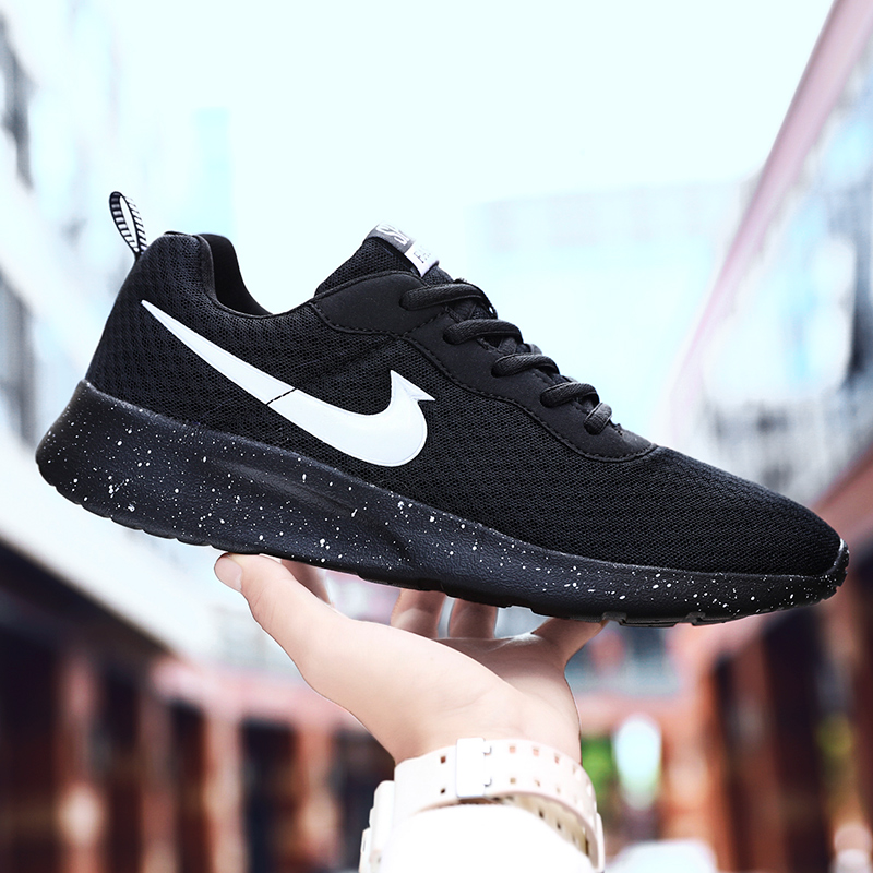 Men Breathable Mesh Sport Shoes Women Casual Light Running Shoes Couple Plus Size Soft Sneakers