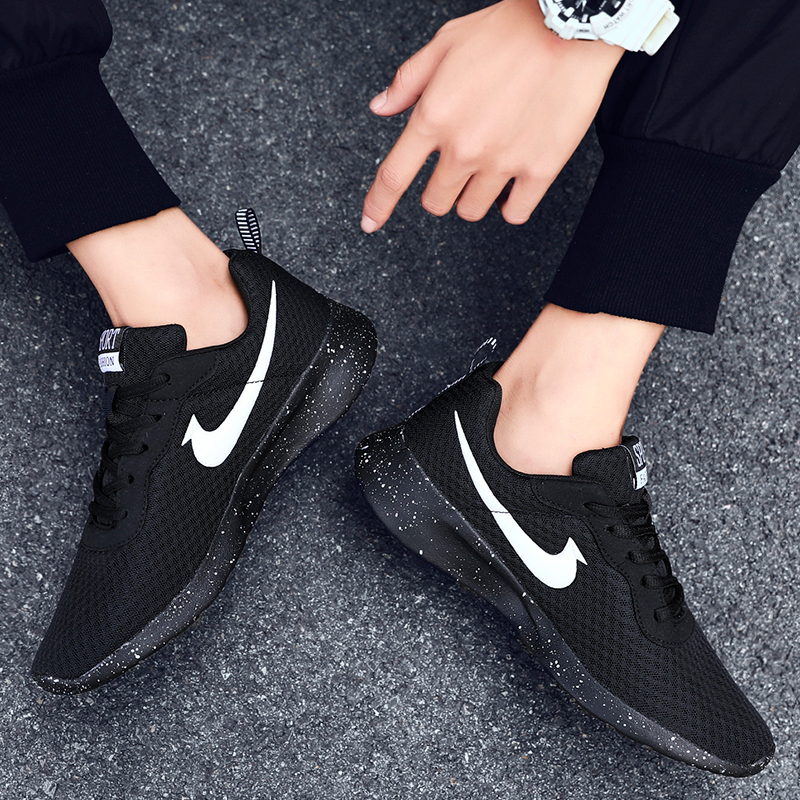 Men Breathable Mesh Sport Shoes Women Casual Light Running Shoes Couple Plus Size Soft Sneakers